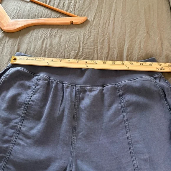 Faherty Arlie Shorts Tencel Linen Cotton Blend. Size Large. - Picture 7 of 9